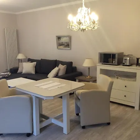 Kleine Villa Marleen, Ferienwohnung Schneverdingen Zimmer foto